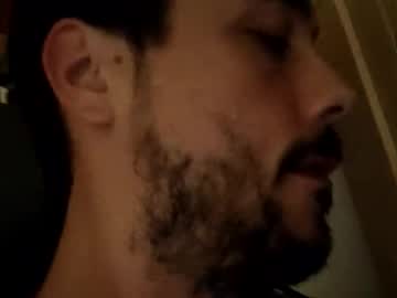 Catch me live as Freeroll85, age 39 yrs in premium male cam shows