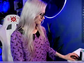 Hairy cam model Frida_fortune, 19 yrs live now
