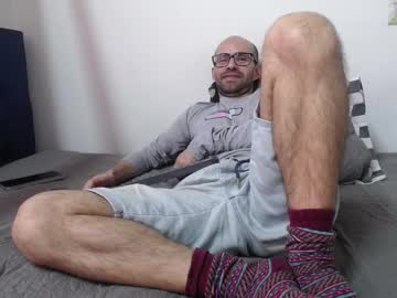 Catch me live as Furrylatinartist, age 32 yrs in premium male cam shows