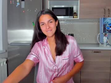 Gabri_baby, 22 years old, naked twerk [510 tokens left] #c2c #squirt #young #shy #feet», webcam photo