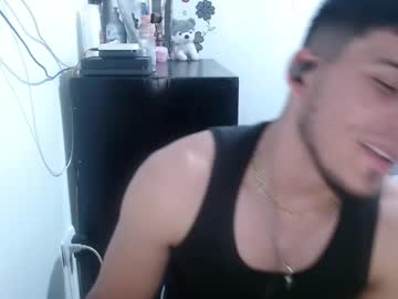 Gambitoz, 24 years old, GOAL: Drink 1l of water [50 tokens remaining] Welcome, hey a pleassure! #Young #Teen #Bigdick #cum #daddy, webcam photo