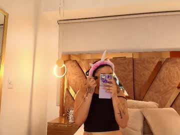 Genesis_moore2025, GOAL: show sensual [53 tokens remaining] Welcome to my room! ????? #anal #young #new #lovense #natural, webcam photo