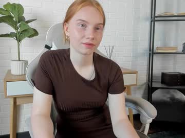 Genevadelbene, 18 years old, Goal: dancing  ~ I'm Gigi and it's my first day #18 #new #redhead #teen #shy [55 tokens remaining], webcam photo