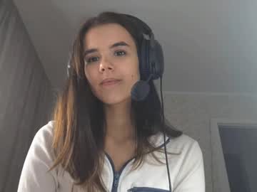 Georgettecoraham, 18 years old, Goal-I feel a bit shy but I want to try my first soft dance- Hi guys im a little shy girl  .It's my first day here.Let’s make this time unforgettable for me and you. I hug everyone!  #shy #new #teen #, webcam photo