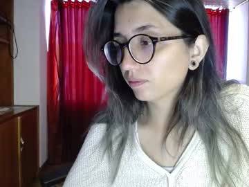 Hairy cam model Ghostcrimson, 99 yrs live now