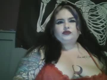 Ghoulbabe13 • bbw • east coast • public