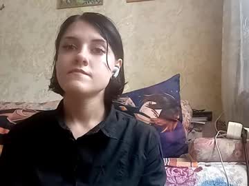 Glitter_babe, 18 years old, Kira is here!! GOAL:  Wish me good luck!! #teen #new #18 #shy #cute [5 tokens remaining], webcam photo