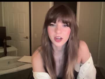 Live cam performer Glitterglock streaming now