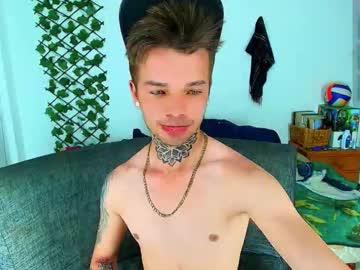 Goldy_loyal99, 26 years old, Goal: Remove the sexy boy's clothes! #muscle #bigdick #bubblebutt #hung #new - Next Goal: Remove underwear, webcam photo