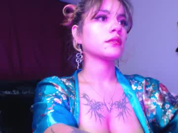 Good_girl08 • bigass24y • In your orgasms • public