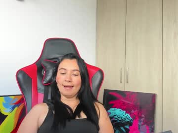 Grace_kelly33, 43 years old, GOAL: Get naked [148 tokens remaining] Welcome to my room! #feet #pussy #tits #mature #new, webcam photo