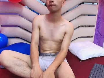 Live cam boy Griffin_sky, 22 yrs – Hot Male Cams