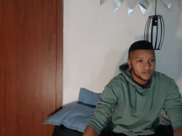 Grinchyoun, naked  [70 tokens left] #muscle #ebony #bigcock #new #twink, webcam photo