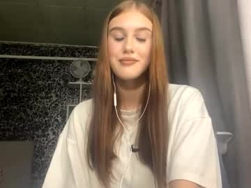 Gwenmestayer, 18 years old, GOAL:Gentle bite my lips close to cam:) Welcome to my first day! #new #18 #bigboobs #teen #young [31 tokens remaining], webcam photo