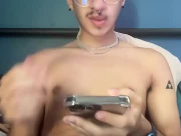 Hardstuckverse, 20 years old, i want to cum so bad #gay #bi #latino #young #gamer, webcam photo