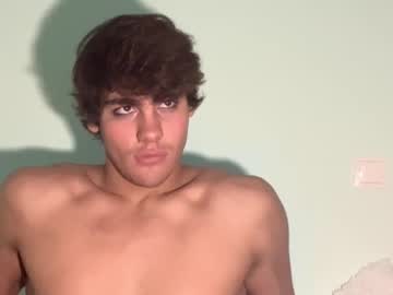 Muscle cam star Harryking1, 18 yrs