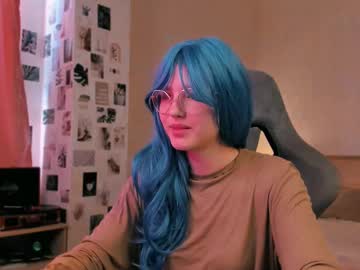 Headofchaturbats, 18 years old, Hello, today my first day, how ab you ? Goal: show my nails :3 Sorry for my #shy type, Im #new there and bec Im #young #18 y.o lady [0 tokens remaining], webcam photo