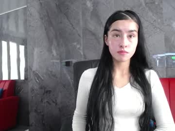 Heidy_4, 19 years old, Welcome to my room ?  #latina #new #18 #young, webcam photo