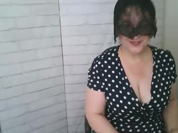 Helen_xi, "Hello everyone, I'm new, thanks for the warm welcome # #new #nonude #shy #sweet #natural #Big ass #milf #Big breasts [945 tokens remaining], webcam photo