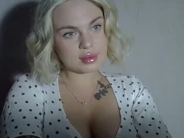 Helga_now, Helga_now's room #18 #new #nonude #young #shy, webcam photo