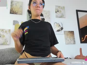 Catch me live as Hellenrossii, age 18 yrs in premium male cam shows
