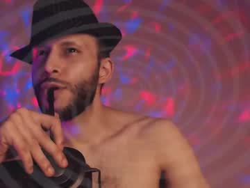 Henryaxe, 29 years old, I control your mind with just one look. You’ll want everything — but only if you deserve it.  #domination #new #alpha #master #male [101 tokens remaining], webcam photo