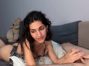 Hiddendesire6, Welcome to my room! Don't forget to follow us! - Goal: let's get horny? [460 tokens left] #new #teen #anal #blowjob, webcam photo
