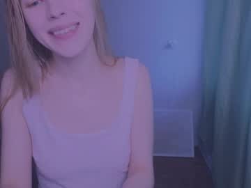 Hihi_im_chloe, Cream massage for my tits?? #new #smalltits #young #blonde #tease [77 tokens remaining], webcam photo