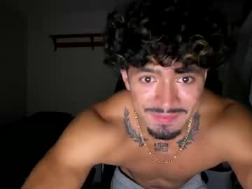 Hii682902, im new here ;) #latino #muscle #papichulo #cock #new #cutie #horny #porn [0 tokens remaining], webcam photo