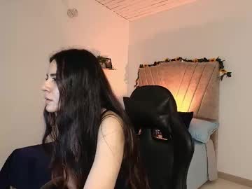 Honey_buu, 25 years old, GOAL: sexy dance [0 tokens remaining] Check my typ menu and privately meet your dreams!!!!!!!  #new #natural #18 #nonude #latina, webcam photo
