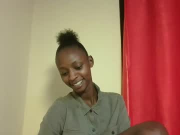Hot_pussy_ebony19y • somewhere wet • public