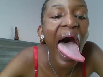 Hottierue8, #anal # ebonny # squirt #lesbian #milk #curvypetite #new #young, webcam photo
