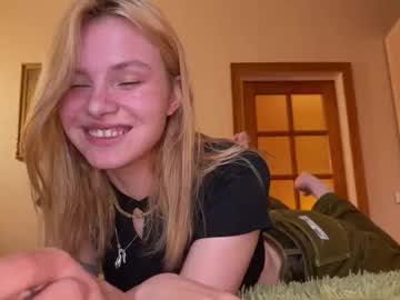 Catch me live as Howimeturmum in premium male cam shows
