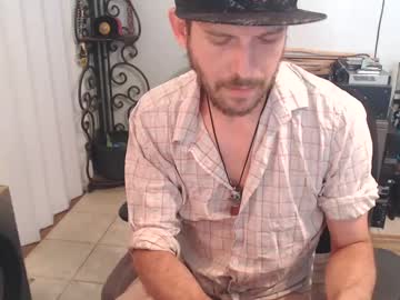 Hunterxx420 • lovense37y • The Chilly North, USA • public