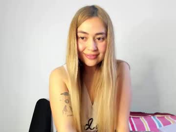 Hyunjooo, 22 years old, GOAL: Sexy Dance [300 tokens remaining] Welcome to my room! #german #young #british #hairy #hairyarmpits, webcam photo