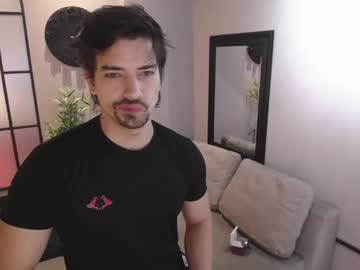 Ian_davis big cock cam stud 24 yrs streaming live