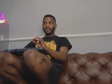 Hairy cam model Icarovaldez, 27 yrs live now
