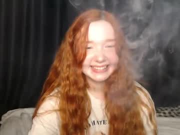 Idaredfoxx, 21 years old, Hi!! I have my first stream today ^^ #redhair #new #shy #tattoo #daddysgirl, webcam photo
