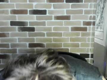 Idkiww, GOAL: shirtless [200 tokens remaining] Welcome to my room! #cum #young #bigcock #muscles #pvt, webcam photo