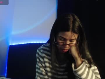 Ily_bea, 20 years old, Lovense: Interactive Toy that vibrates with your Tips #new #feet #bigtits #natural #pvt, webcam photo