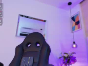 Hairy cam model Io_chie_, 24 yrs live now