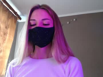 Iris_lave, 23 years old, Iris_lave's room @dance 111tk #new #lovense #zoombody #petite, webcam photo