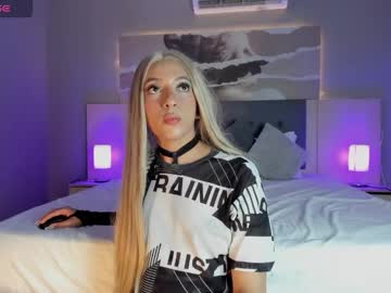 Isabella_glam, 21 years old, GOAL: masturbate bitch? #anal #lush #shy #femboy #new ?, webcam photo