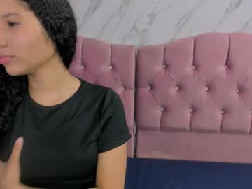 Isabella_motero, 21 years old, Lovense Lush on - Interactive Toy that vibrates with your Tips #lovense #18 #deepthroat #teen #young, webcam photo