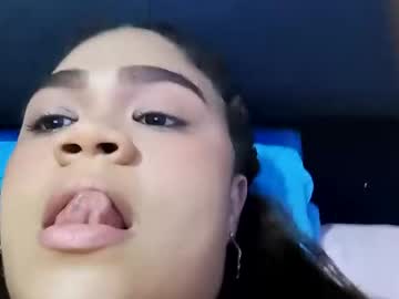 Isamoon99 • brunette22y • Colombia • public