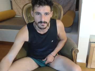 Hairy cam model Italianchik, 30 yrs live now