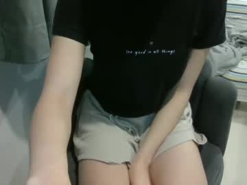Live cam boy Itsnovababy, 19 yrs – Hot Male Cams