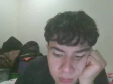 Live gay cam model Ivy_lion streaming now in HD