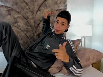 Ixxus, 20 years old, GOAL: ?Nake total [99 tokens remaining] If you make me run I will have you addicted to my sperm??, it will be your daily drink?? #BLOWJOB #18 #ANAL #FEMBOY #MUSCLE, webcam photo