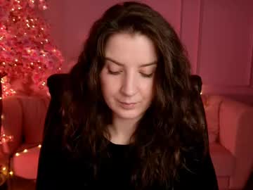 Jackiebard, 27 years old, GOAL: Stretch tease [149 tokens remaining] Welcome in — soft mood, teasing eyes, good music, and maybe a little trouble if you stay too long? #tattoo #natural #joi #nonude #young, webcam photo